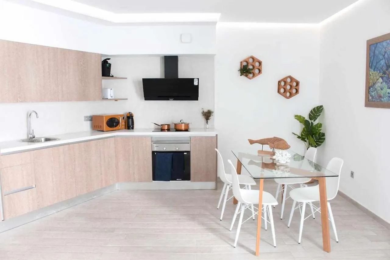 Ocean Garden Suite 108 Con Jardin Privado Y Vista Al Mar Costa Adeje İspanya